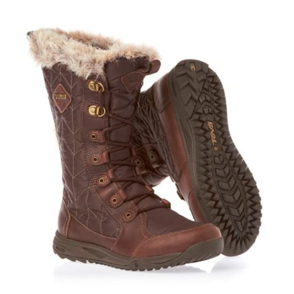 Teva Lenawee Winter Boots with Thinsulate